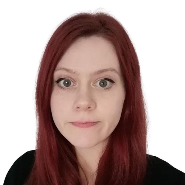 Helen Nicholson-Benn headshot