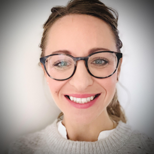 Katy Gooblar headshot