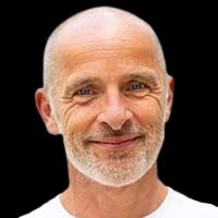 Simon Bolton headshot