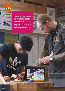 Digital experience insights teaching staff report cover