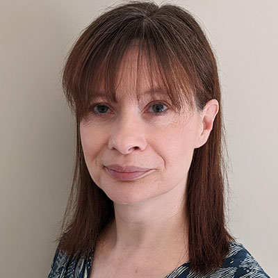 Headshot of Elizabeth Newall